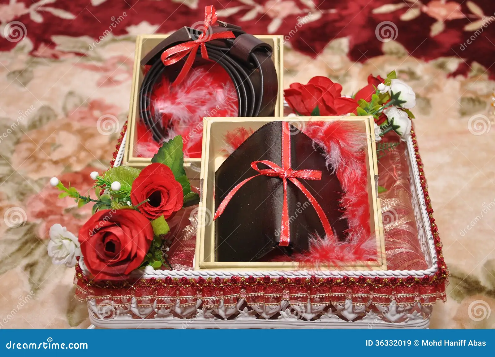 PUNDEER ART AND GIFTS SHOP